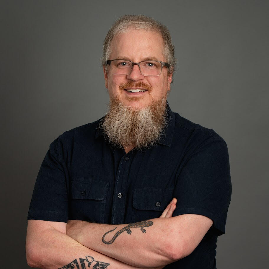 Headshot of author Edson Freeman - photo credit: Amy Stern